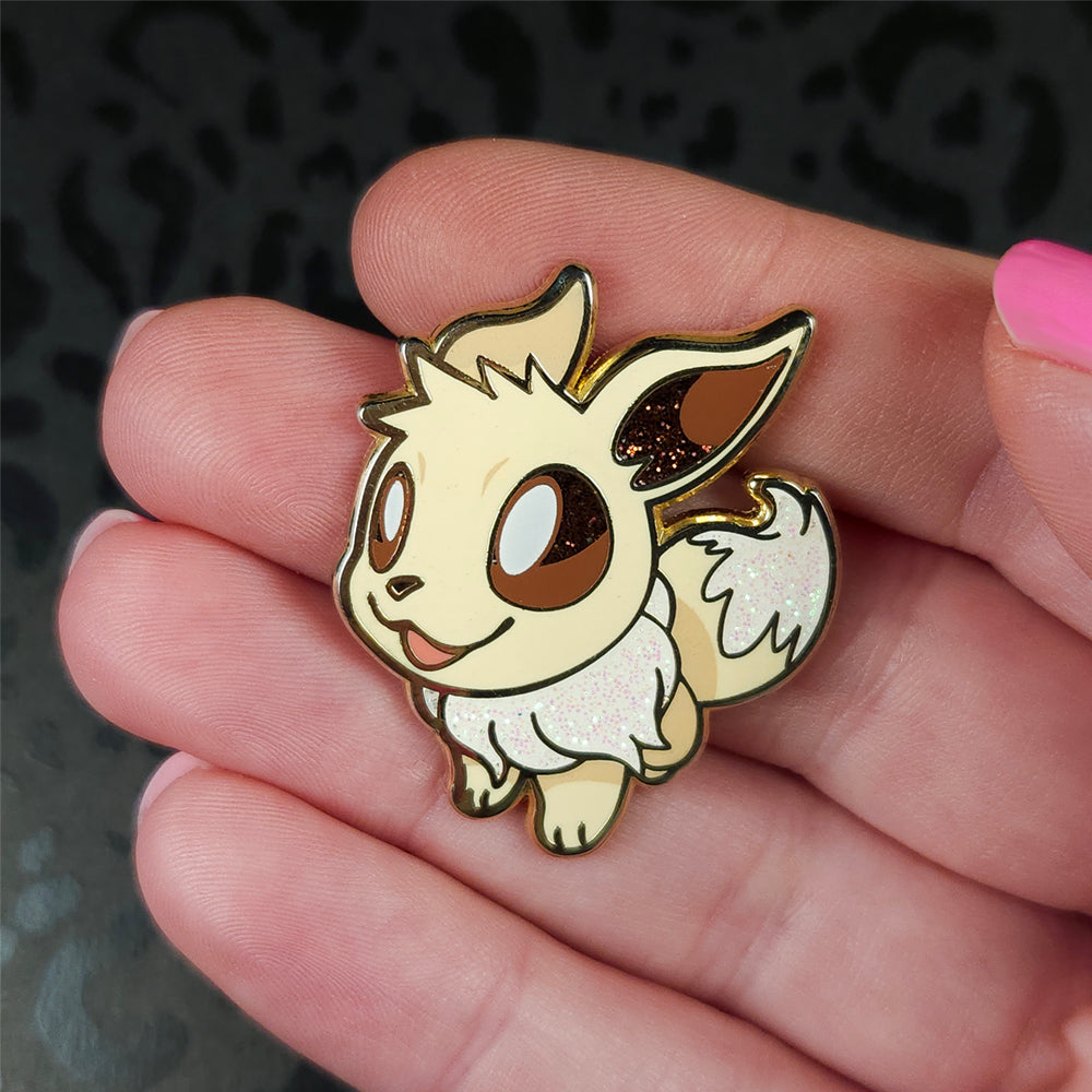 GOOD DOG Eevee Pin - Versiris - Art by Versiris