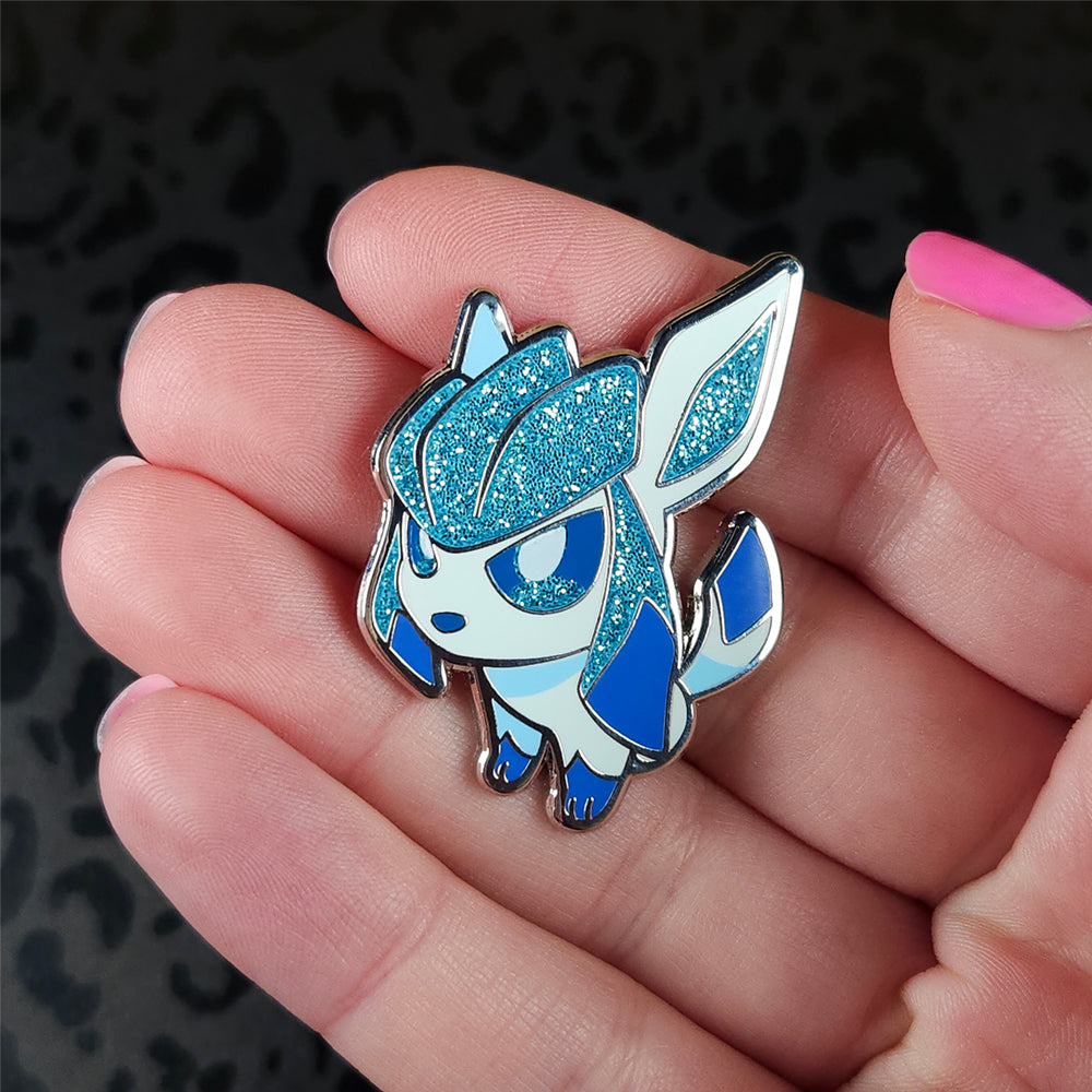 GOOD DOG Glaceon Pin - Versiris - Art by Versiris