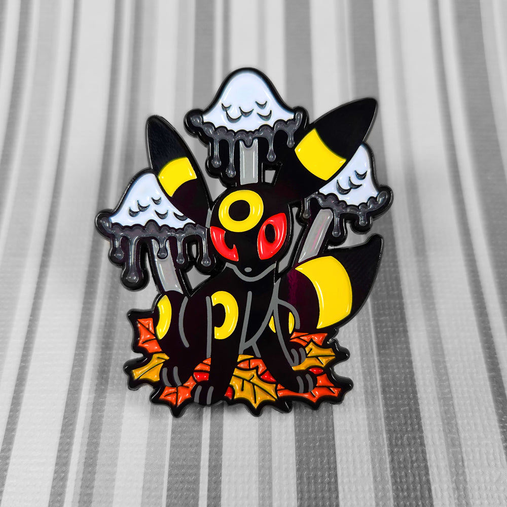 Umbreon Mushroom Enamel Pin - Versiris - Art by Versiris
